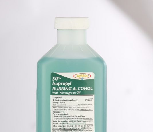 Tại sao cồn có thể SÁT KHUẨN? Tìm hiểu về cồn y tế