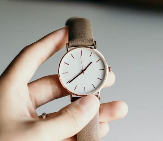 Mấy giờ rồi trong tiếng anh đọc là gì?